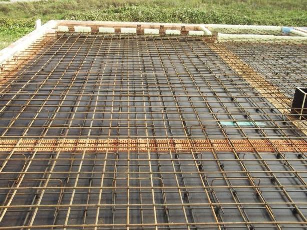 Bindtråd mesh fundament - "en monolittisk skive"