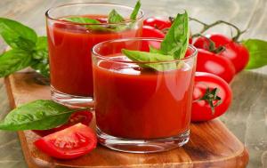 Hva er bruken av tomatjuice og til hvem det er kontraindisert.