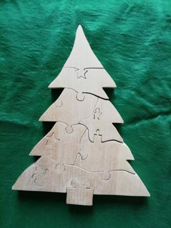 Puzzle "juletre", laget av bjørk