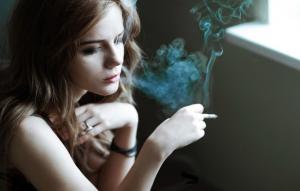 Hvor lett og raskt bli kvitt sigarett lukt i leiligheten eller andre steder.