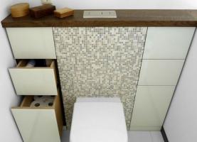 Som med 5 design tips, estetisk og praktisk funksjon plass til å legge din lille toalettet