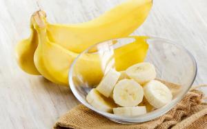 Fordeler og ulemper av bananer for kroppen